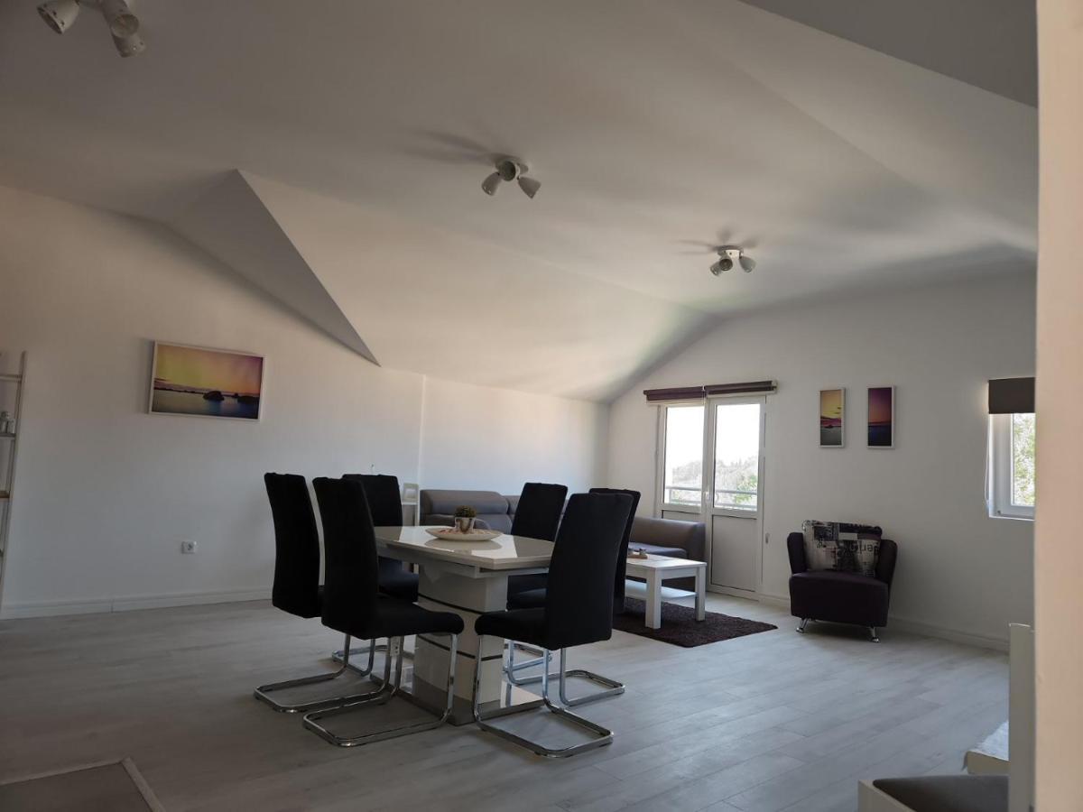 Apartmani Mia Sorajic Petrovazzo Esterno foto