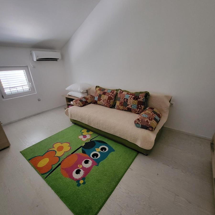 Apartmani Mia Sorajic Petrovazzo Esterno foto