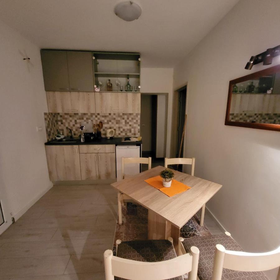 Apartmani Mia Sorajic Petrovazzo Esterno foto